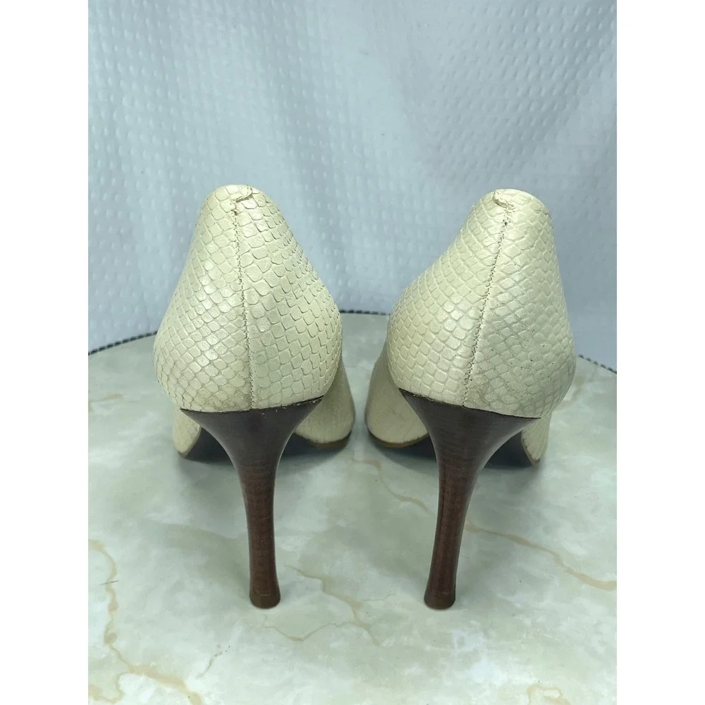 Cole Haan Nike Air Snakeskin Embossed Pumps Womens 8.5 Cream Pointed Toe Heels